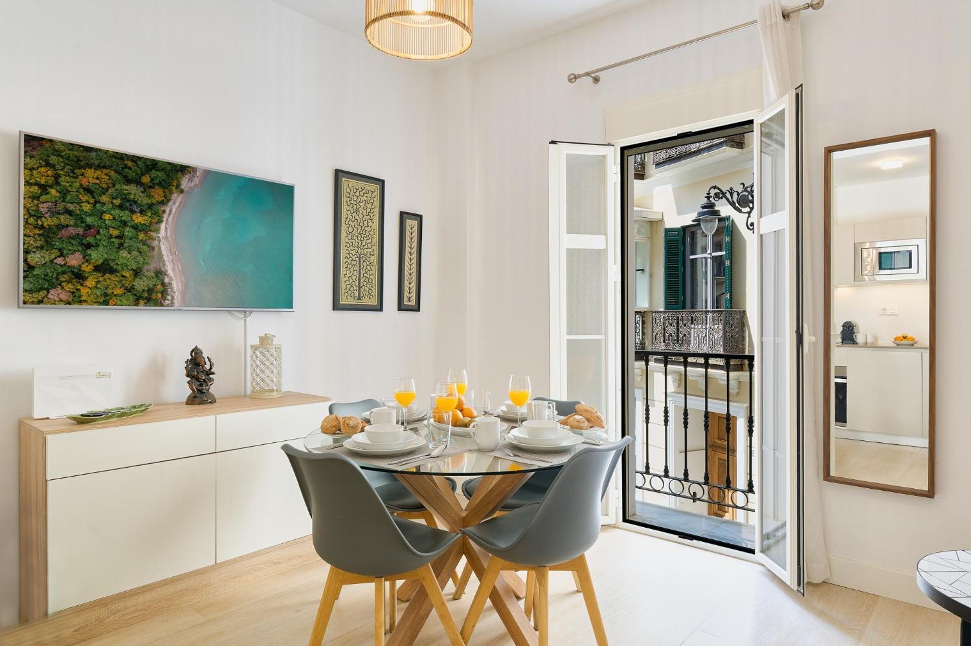 Apartment Hoyo De Esparteros By Lovely Málaga